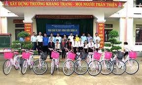 VNPT đồng hành cùng chương trình “Trao tặng xe đạp – nâng bước tương lai” tại Quảng Bình